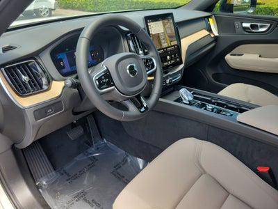 2026 Volvo XC60 Plus