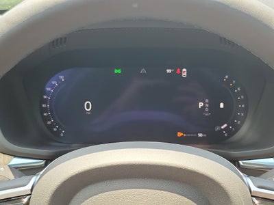 2026 Volvo XC60 Plus