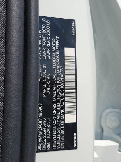 2026 Volvo XC60 Plus