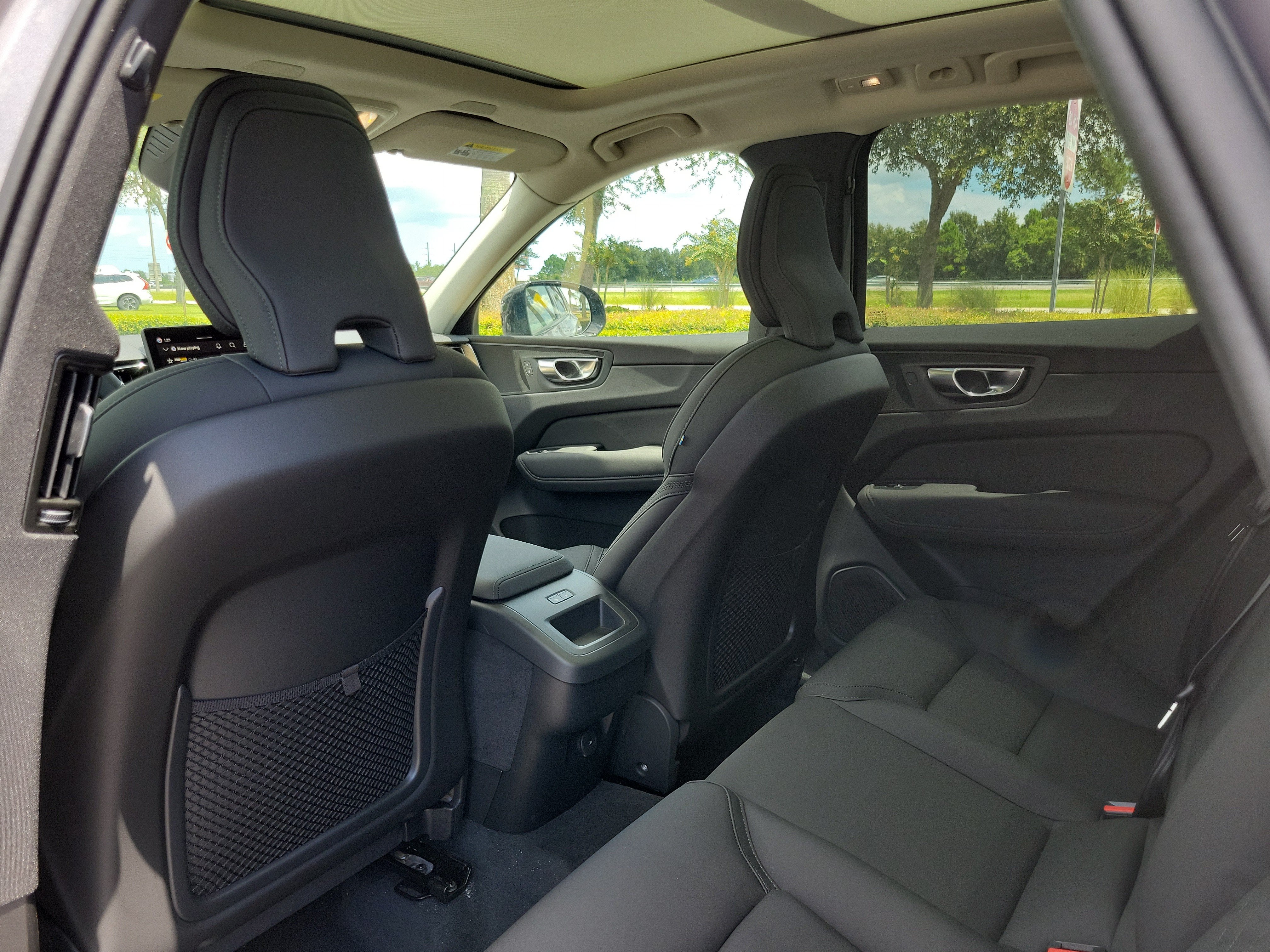 2026 Volvo XC60 Plus