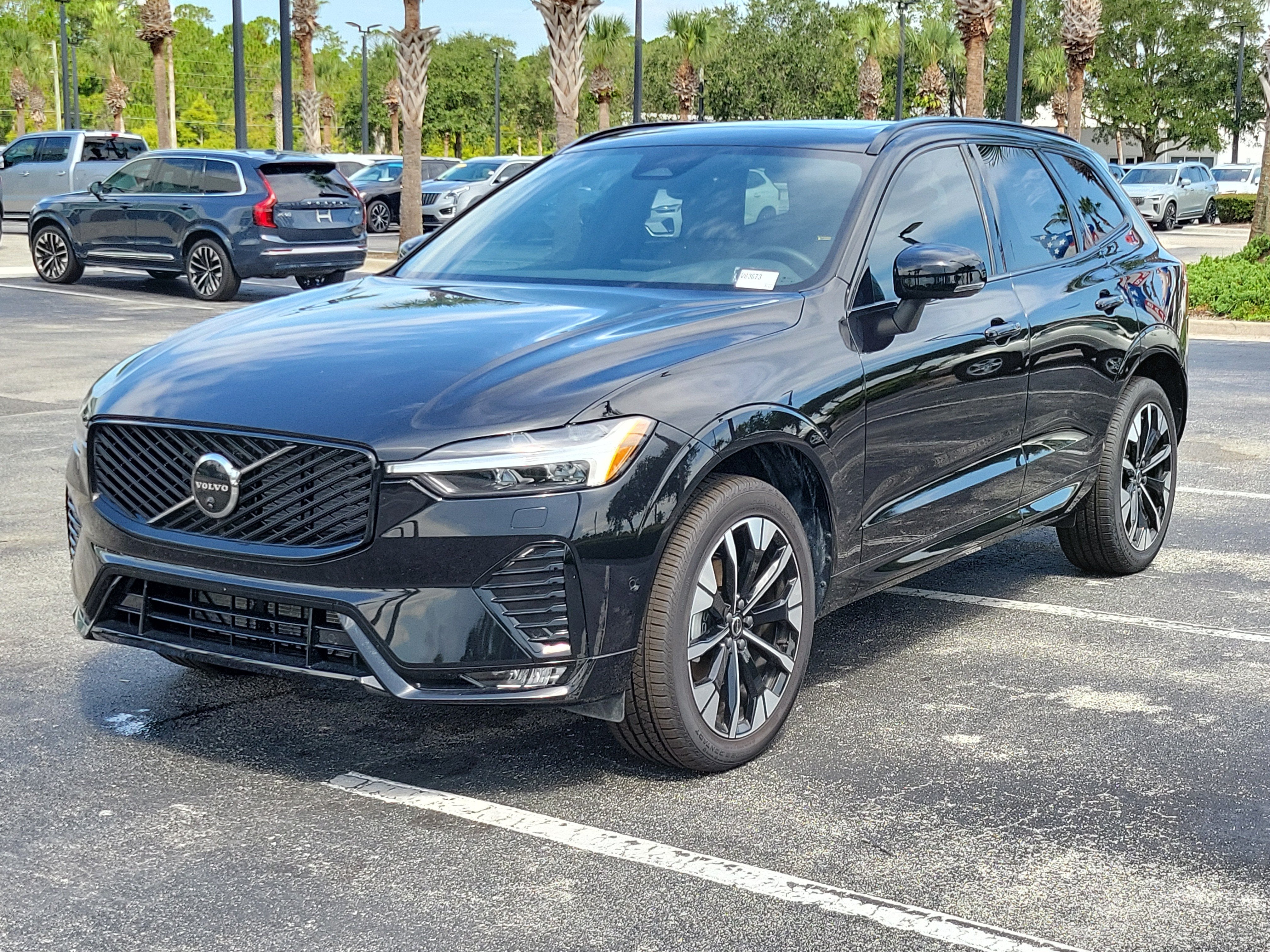 2026 Volvo XC60 Plus