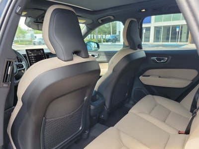 2026 Volvo XC60 Plus