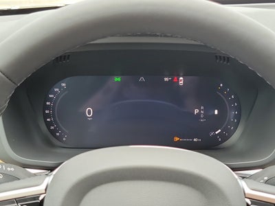 2026 Volvo XC60 Plus