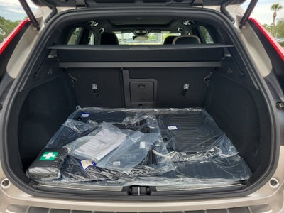 2026 Volvo XC60 Plus