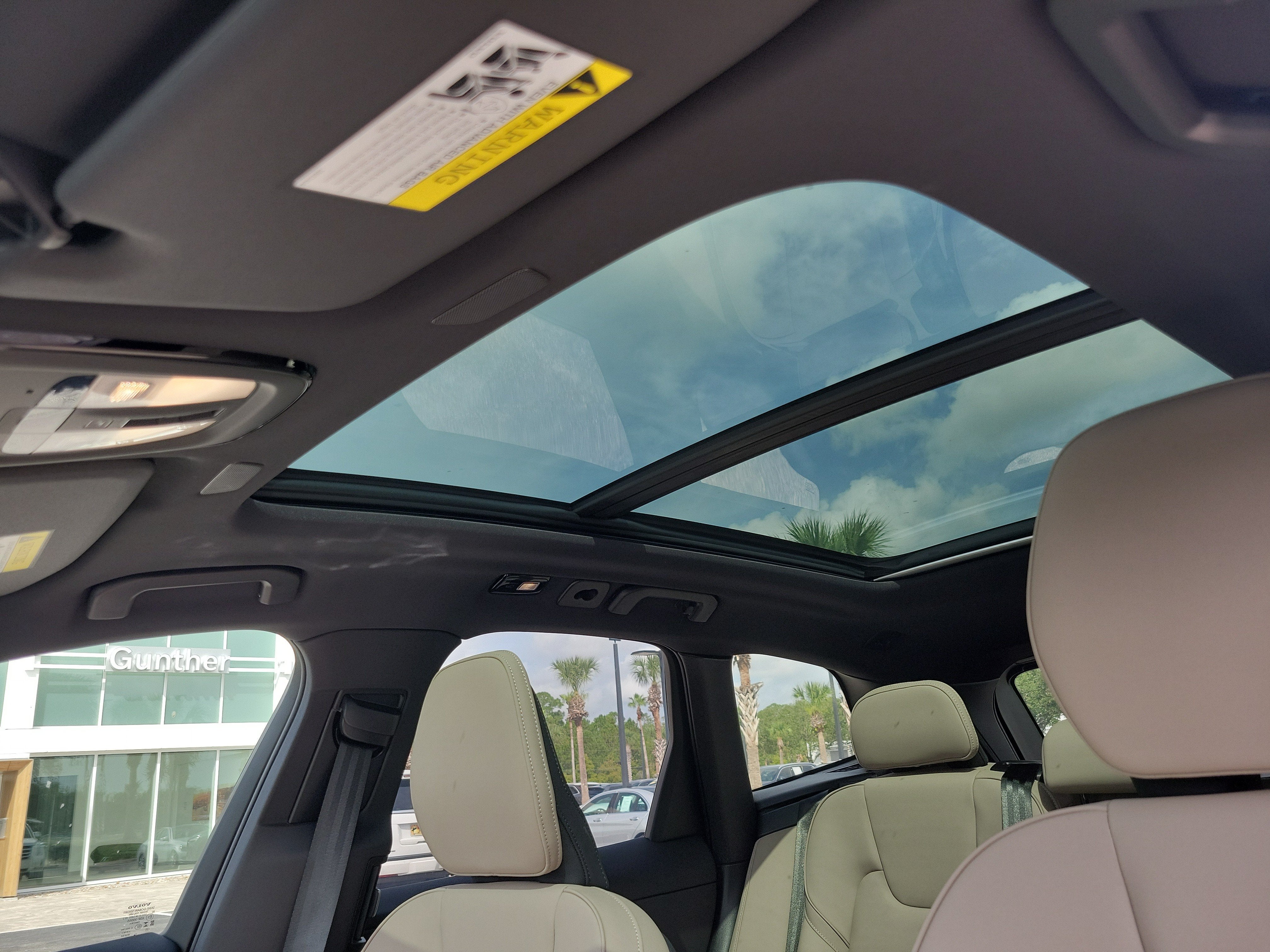 2026 Volvo XC60 Plus