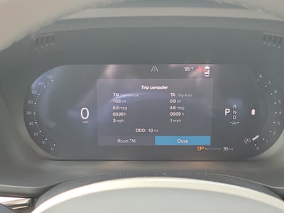2026 Volvo XC60 Plus