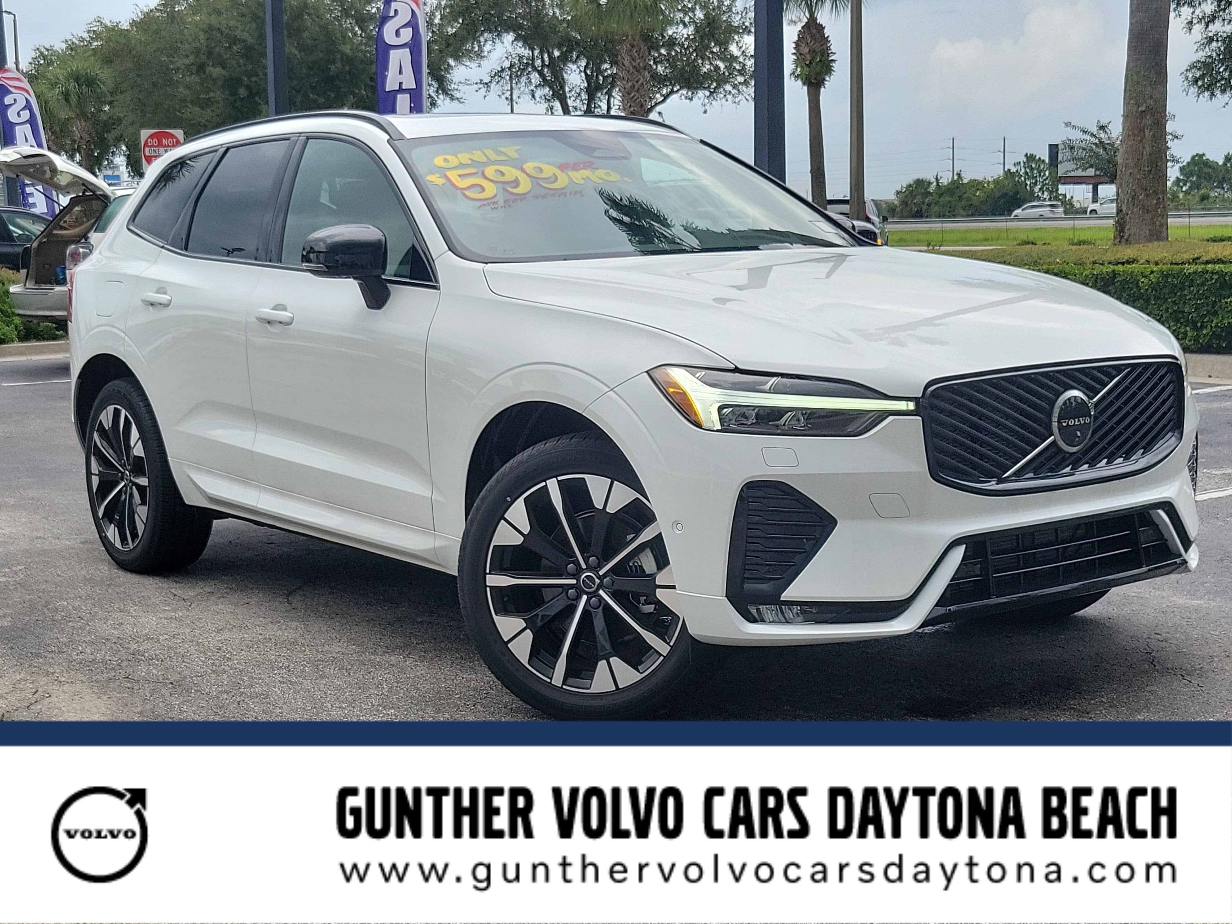 2026 Volvo XC60 Plus