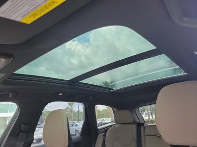 2026 Volvo XC60 Plus