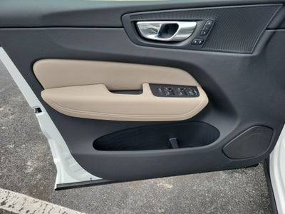 2026 Volvo XC60 Plus