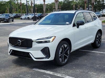 2026 Volvo XC60 Plus