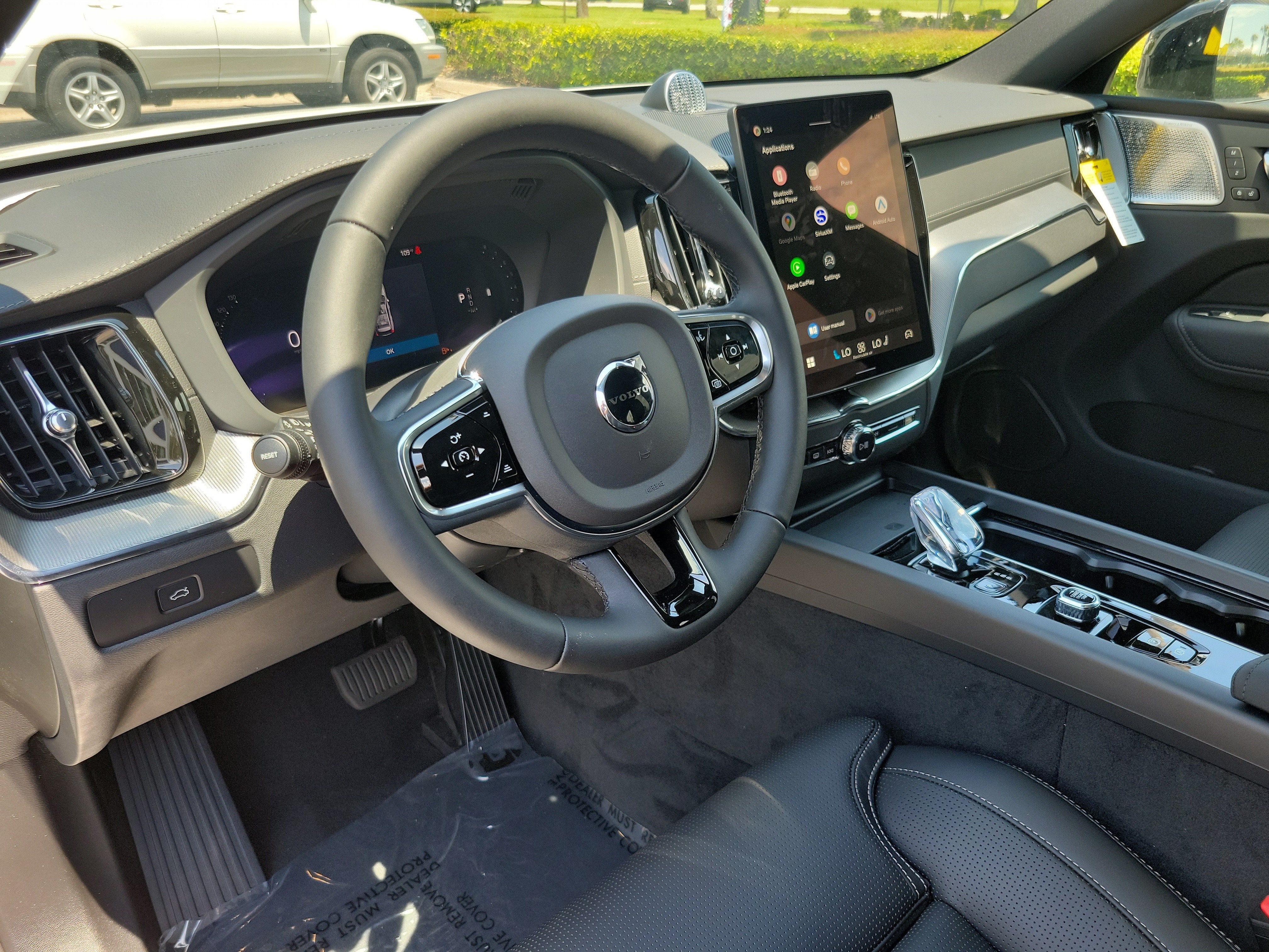 2026 Volvo XC60 Ultra Black Edition
