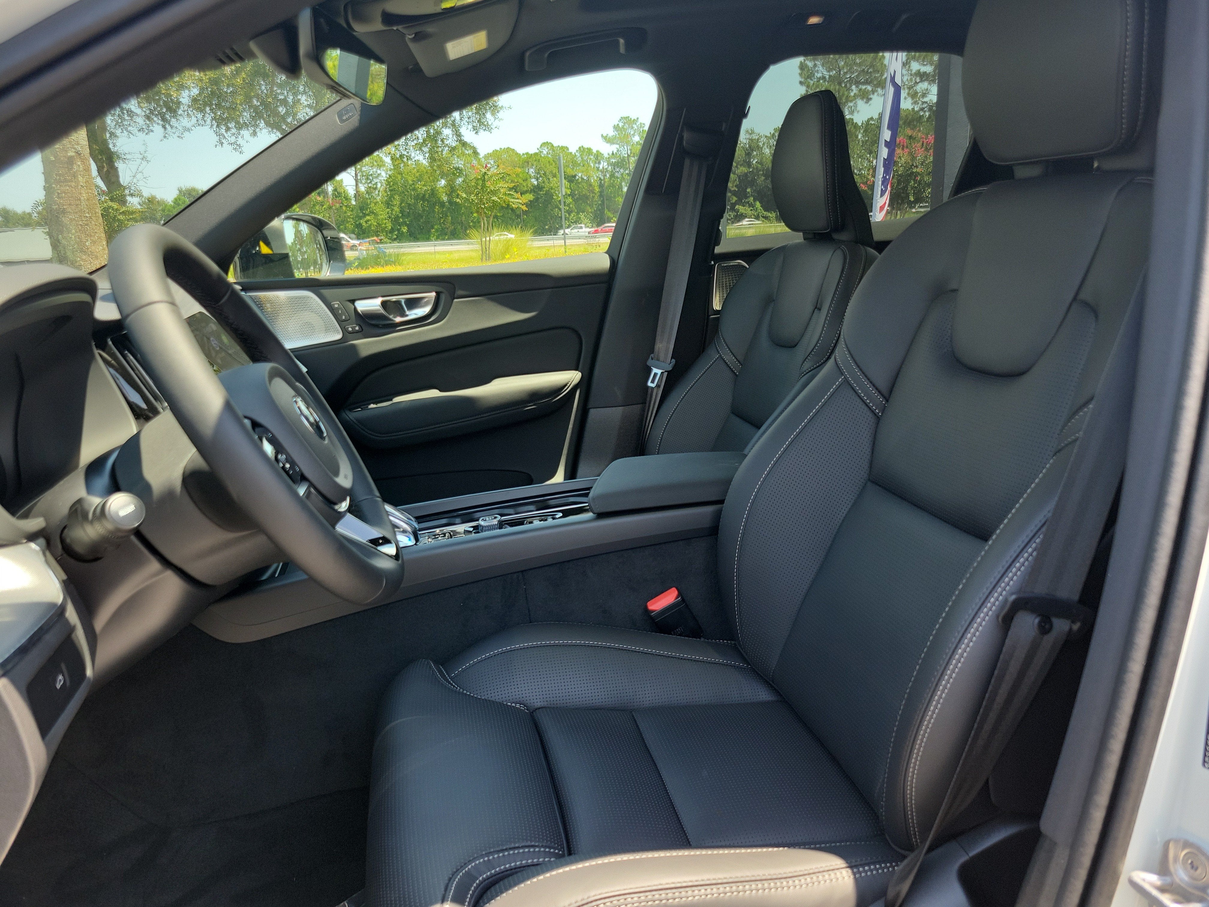 2026 Volvo XC60 Ultra Black Edition