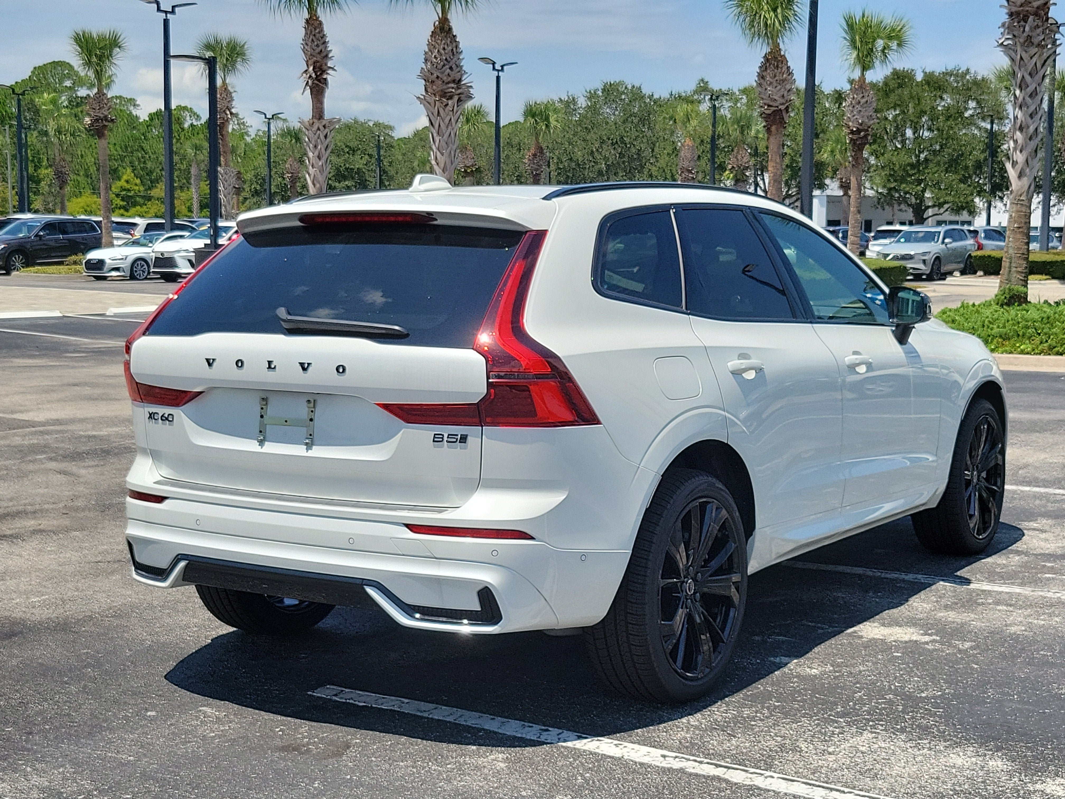 2026 Volvo XC60 Ultra Black Edition