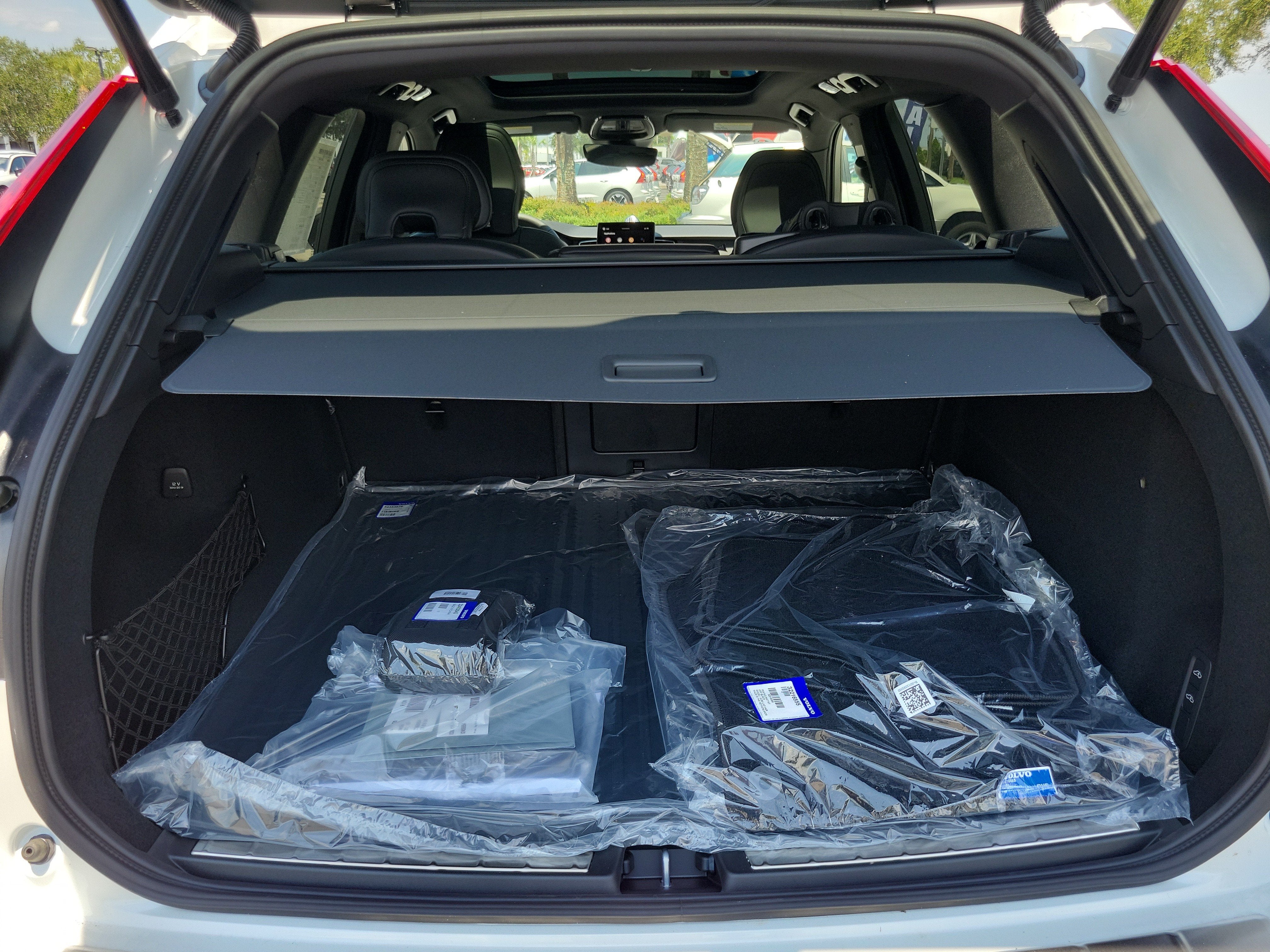 2026 Volvo XC60 Ultra Black Edition