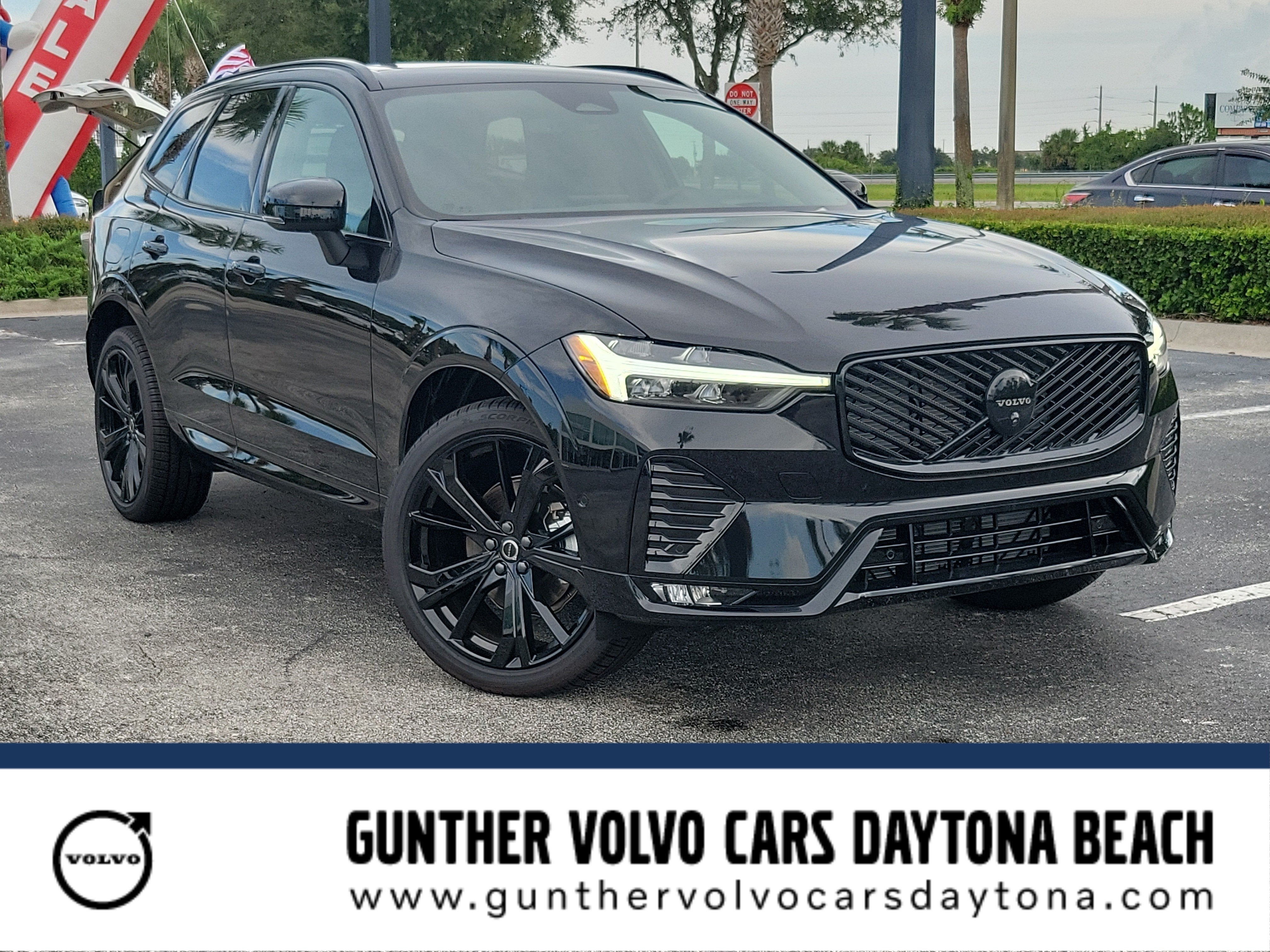 2026 Volvo XC60 Ultra Black Edition