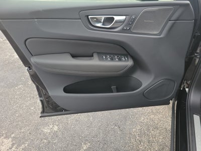 2026 Volvo XC60 Ultra Black Edition