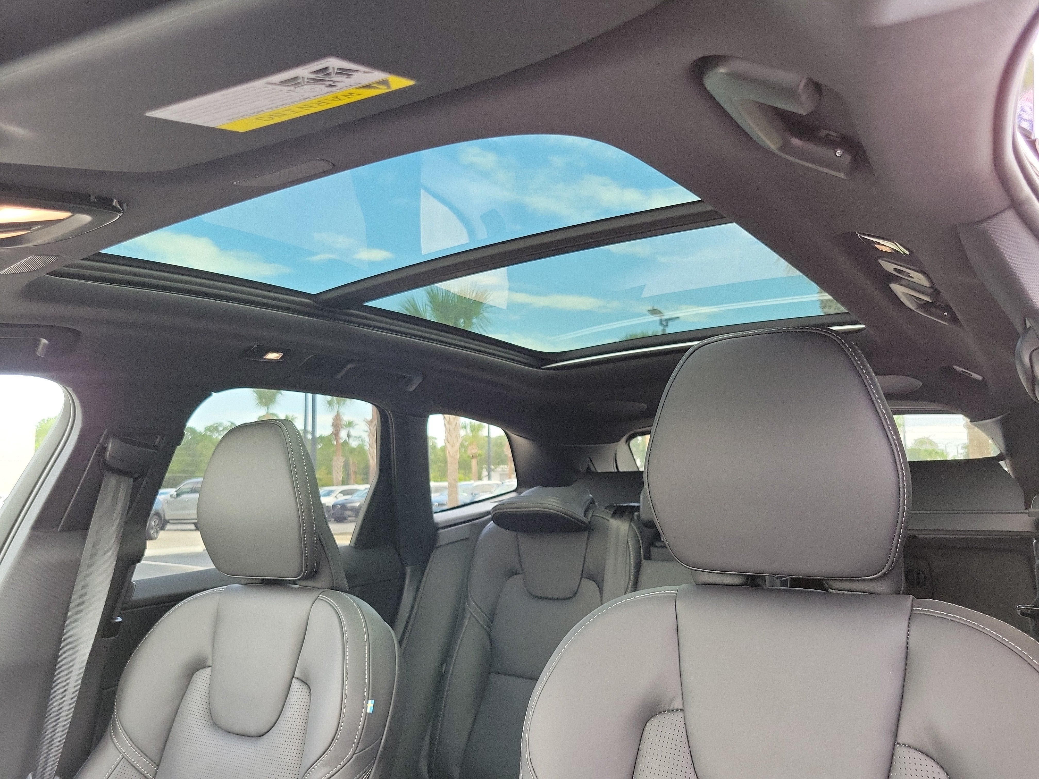 2026 Volvo XC60 Ultra Black Edition