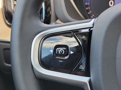 2026 Volvo XC60 Core