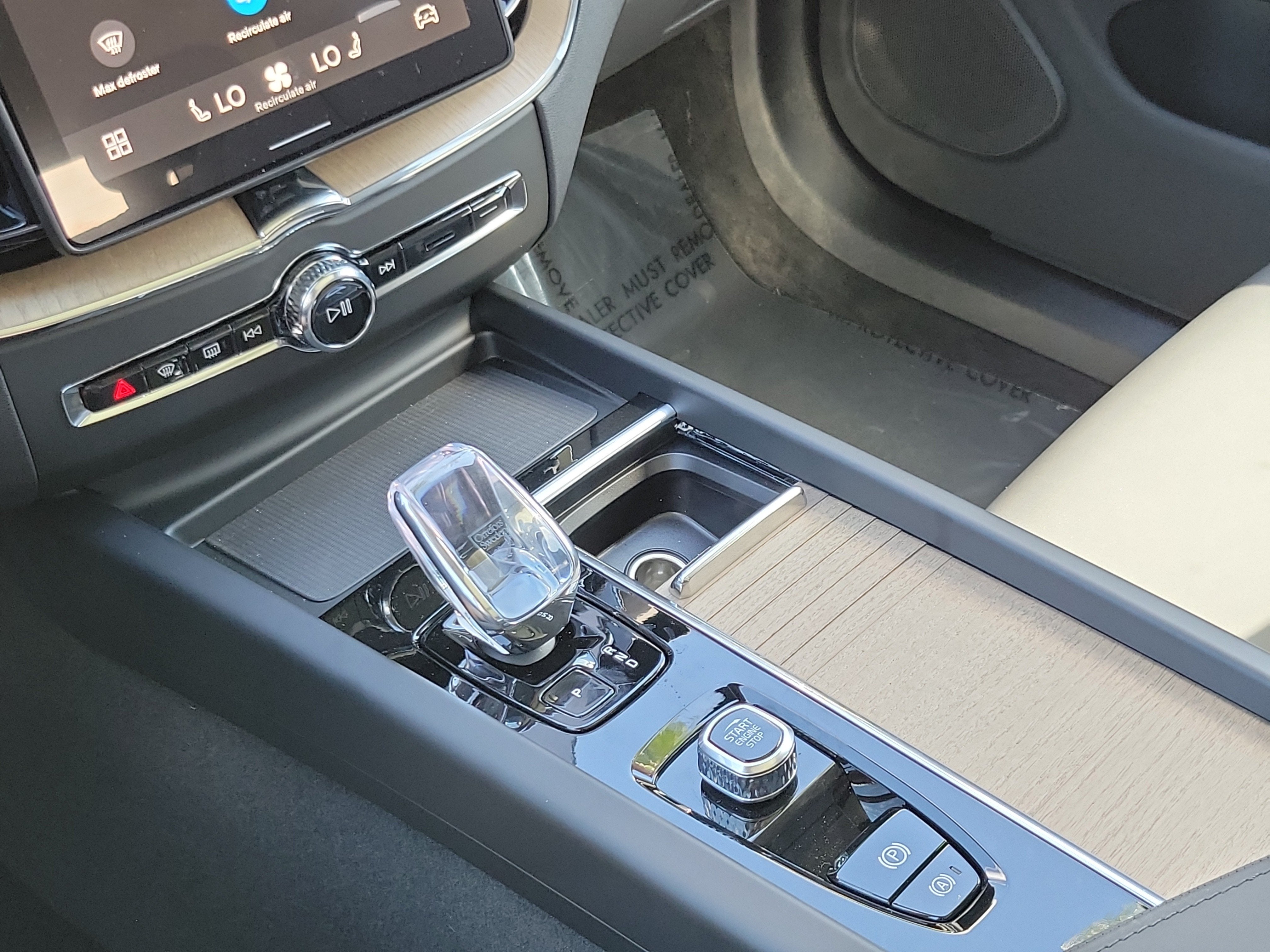2026 Volvo XC60 Core