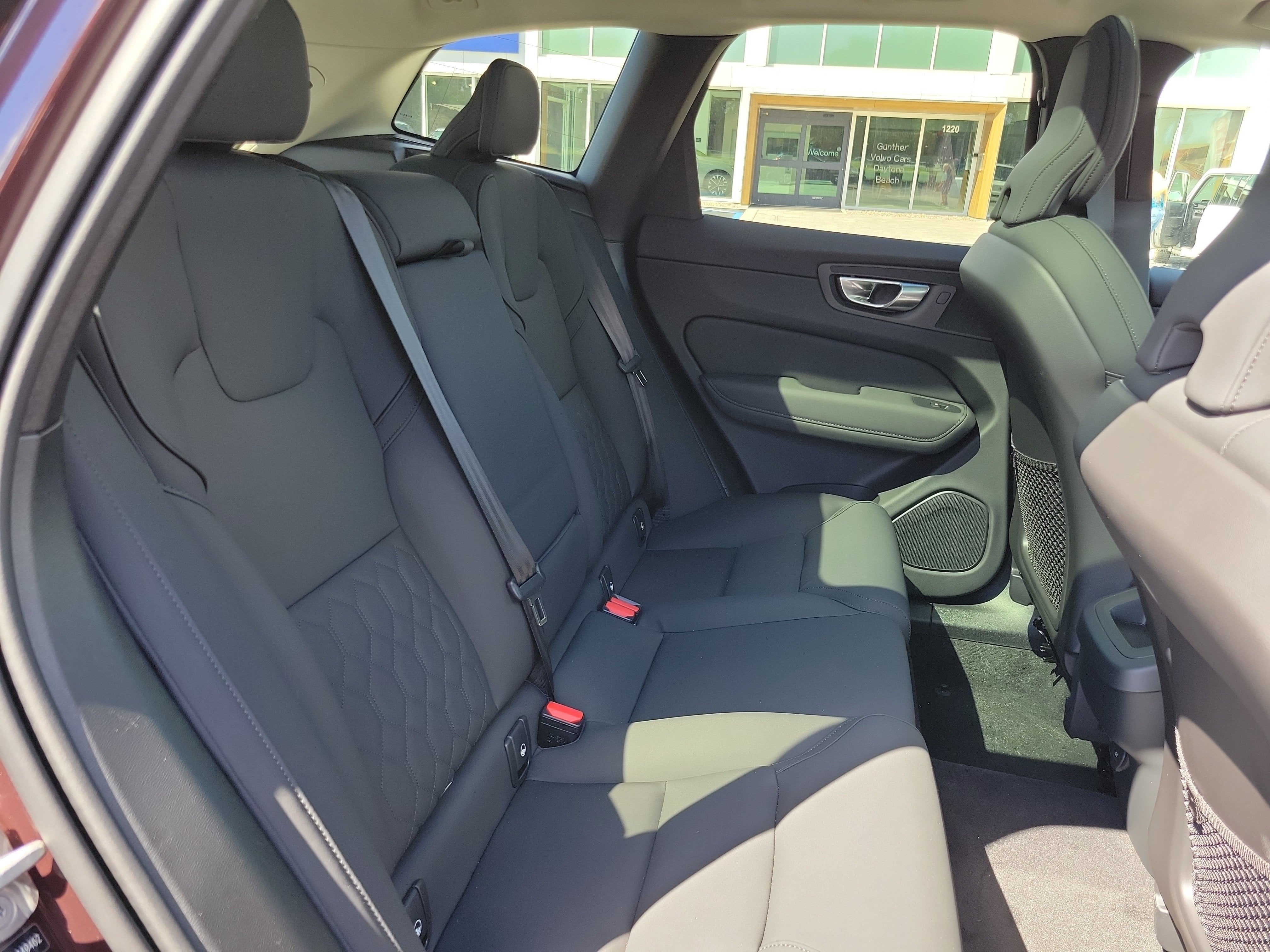 2026 Volvo XC60 Core