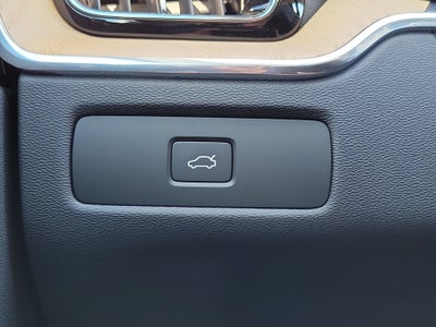 2026 Volvo XC60 Core
