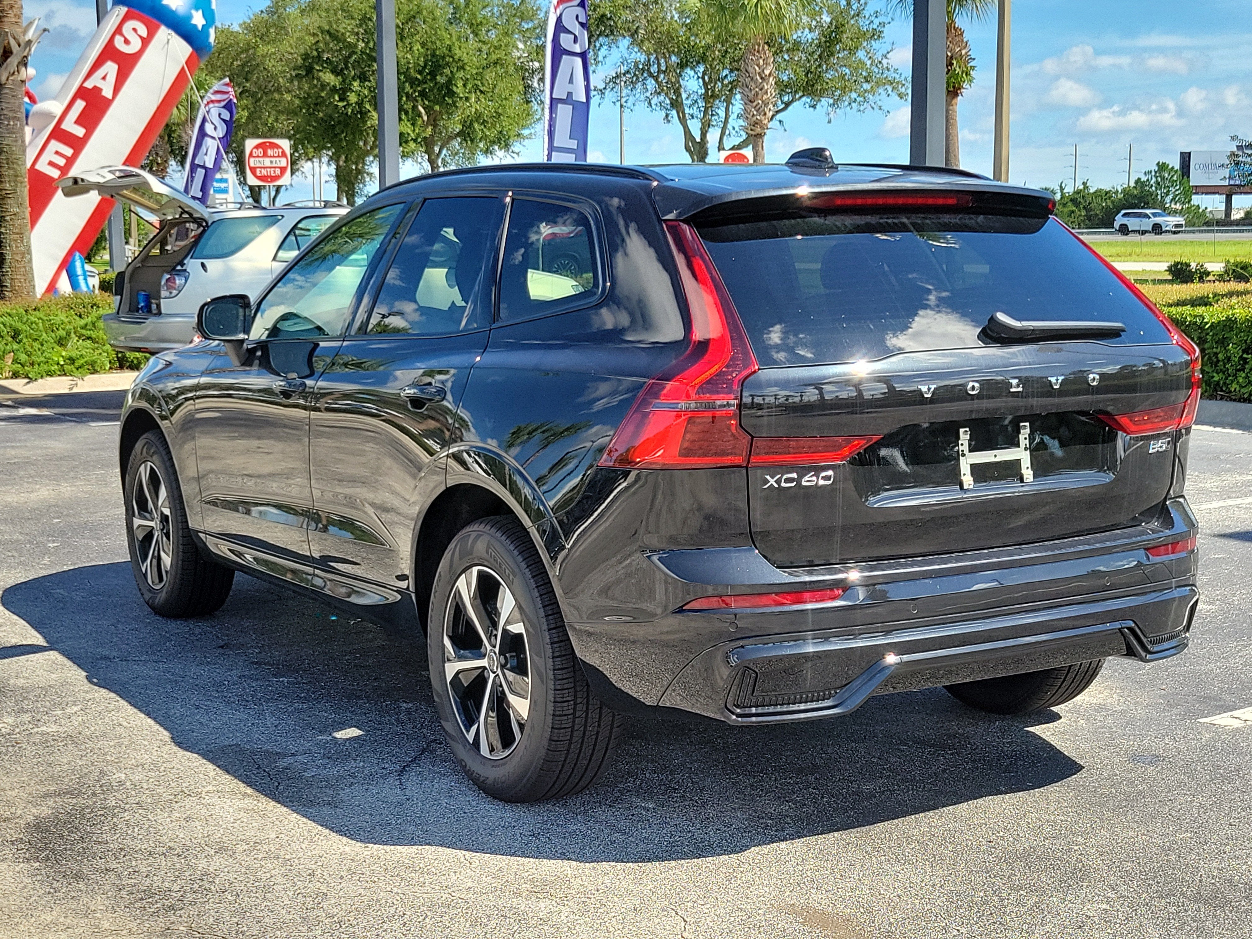 2026 Volvo XC60 Core