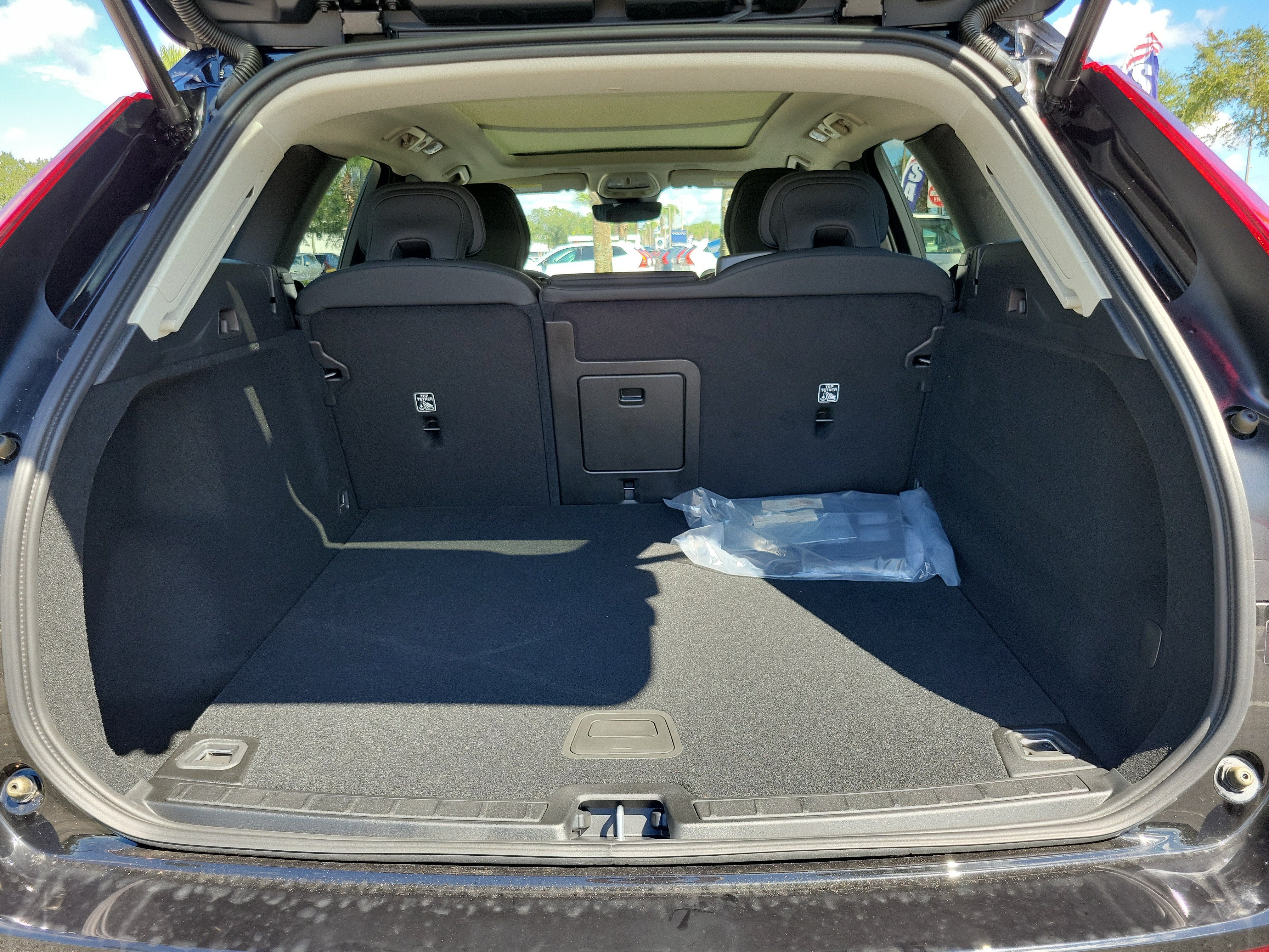 2026 Volvo XC60 Core