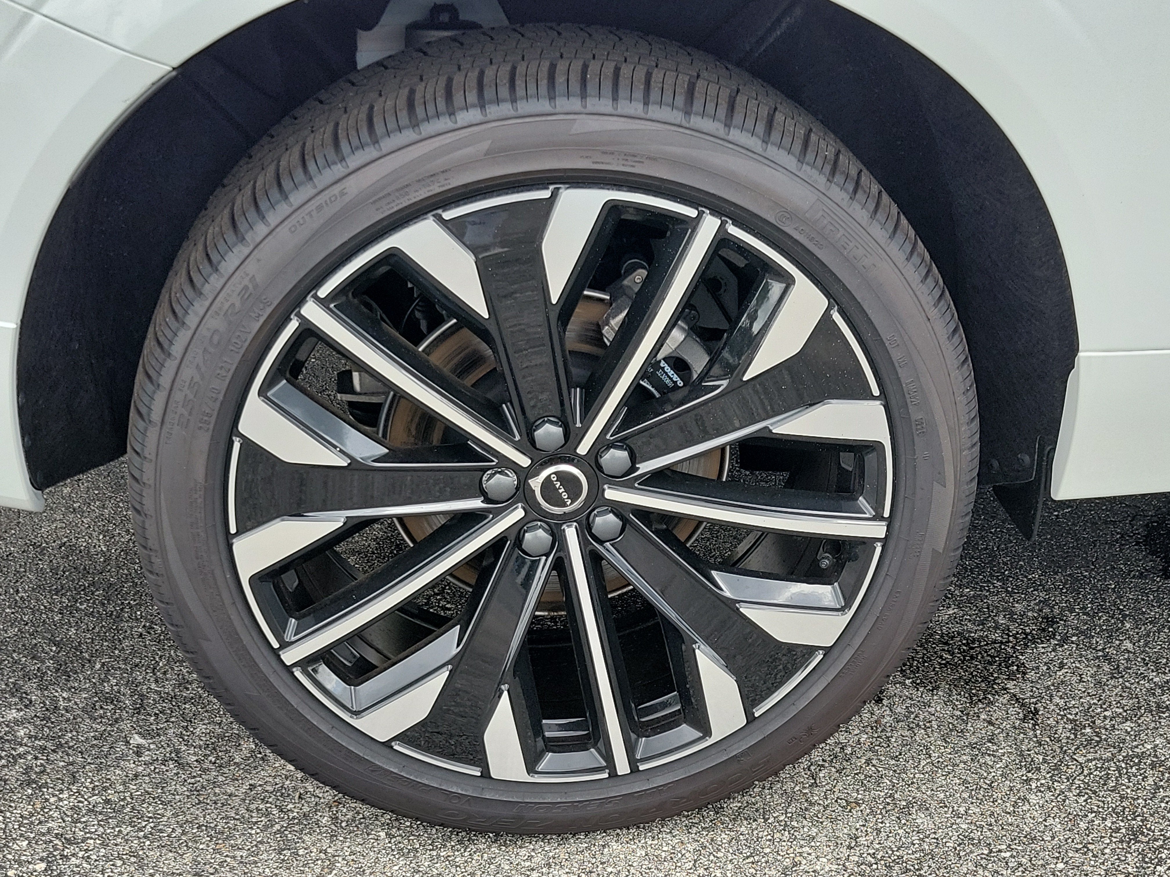 2026 Volvo XC60 Ultra