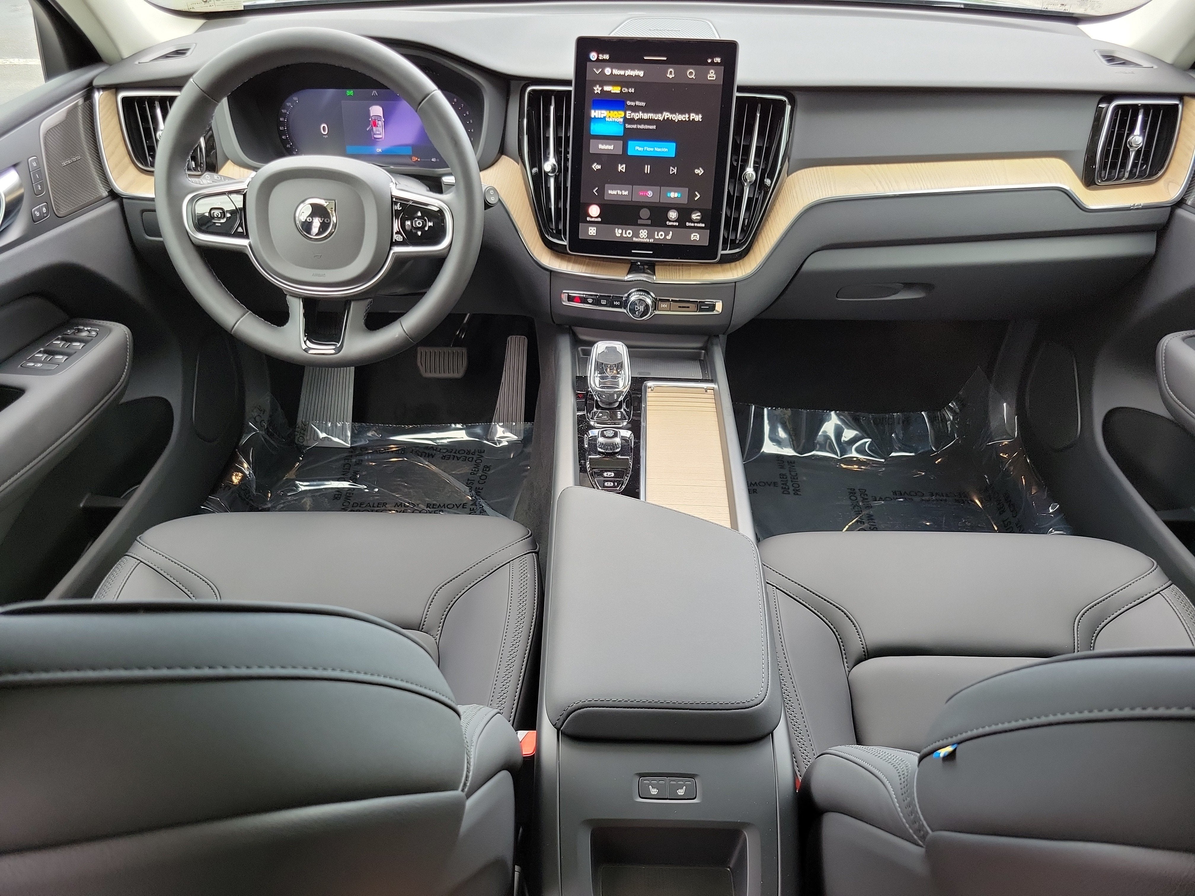 2027 Volvo XC60 Plus