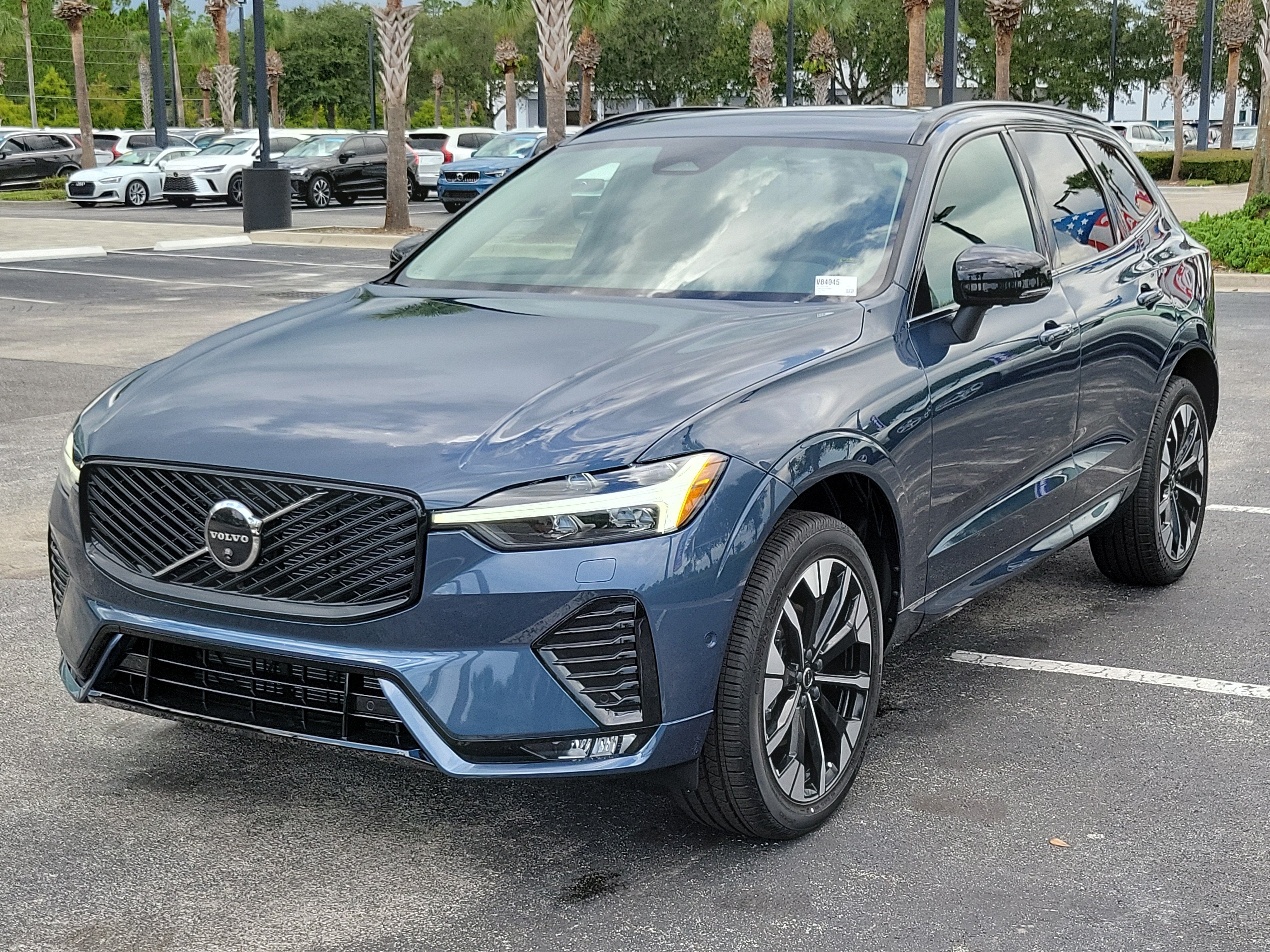 2027 Volvo XC60 Plus
