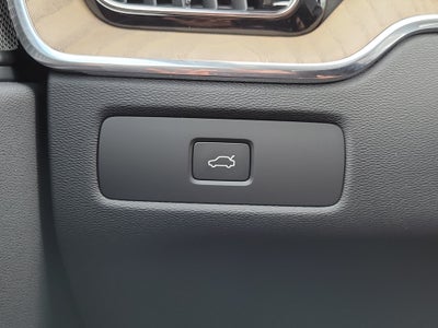 2027 Volvo XC60 Plus