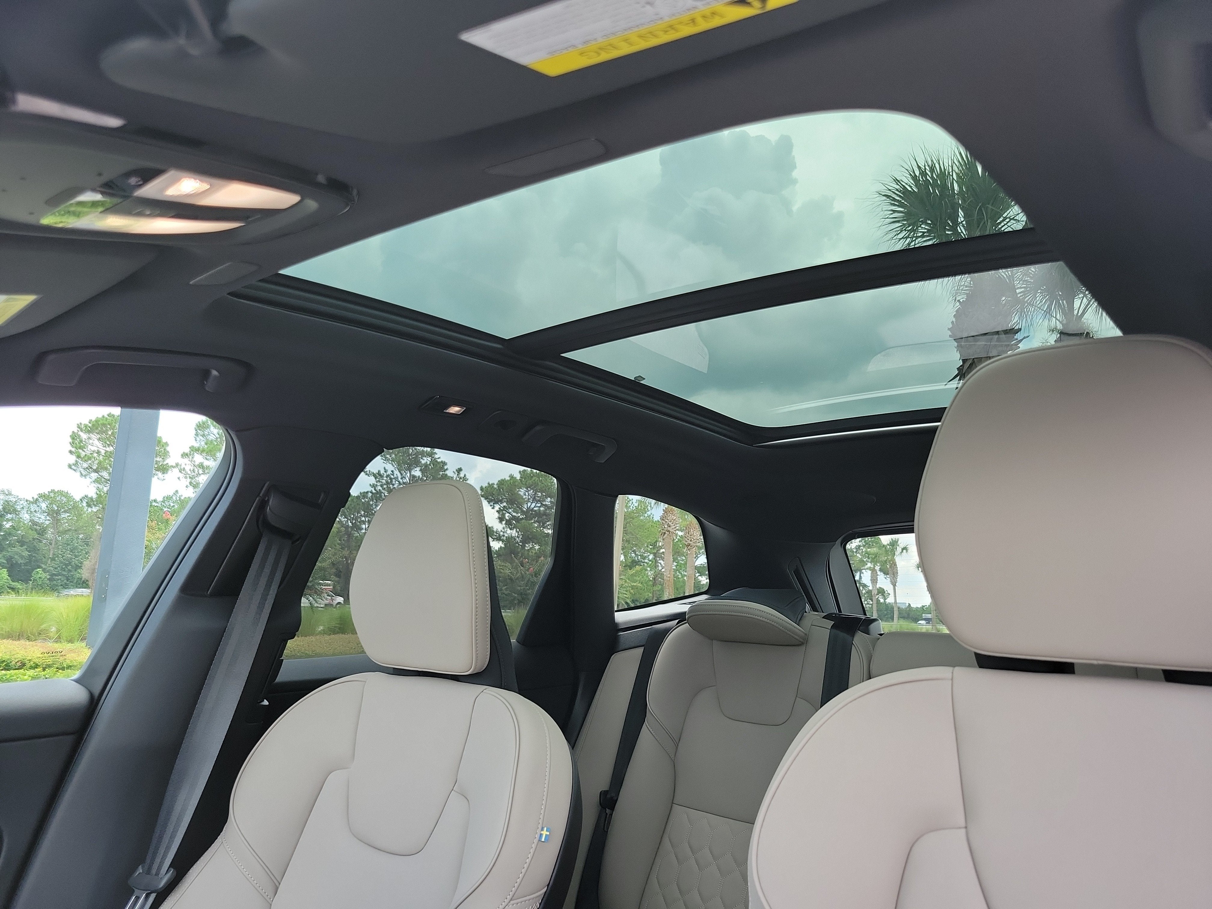 2027 Volvo XC60 Plus