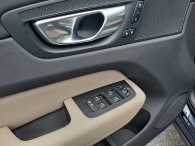 2027 Volvo XC60 Core