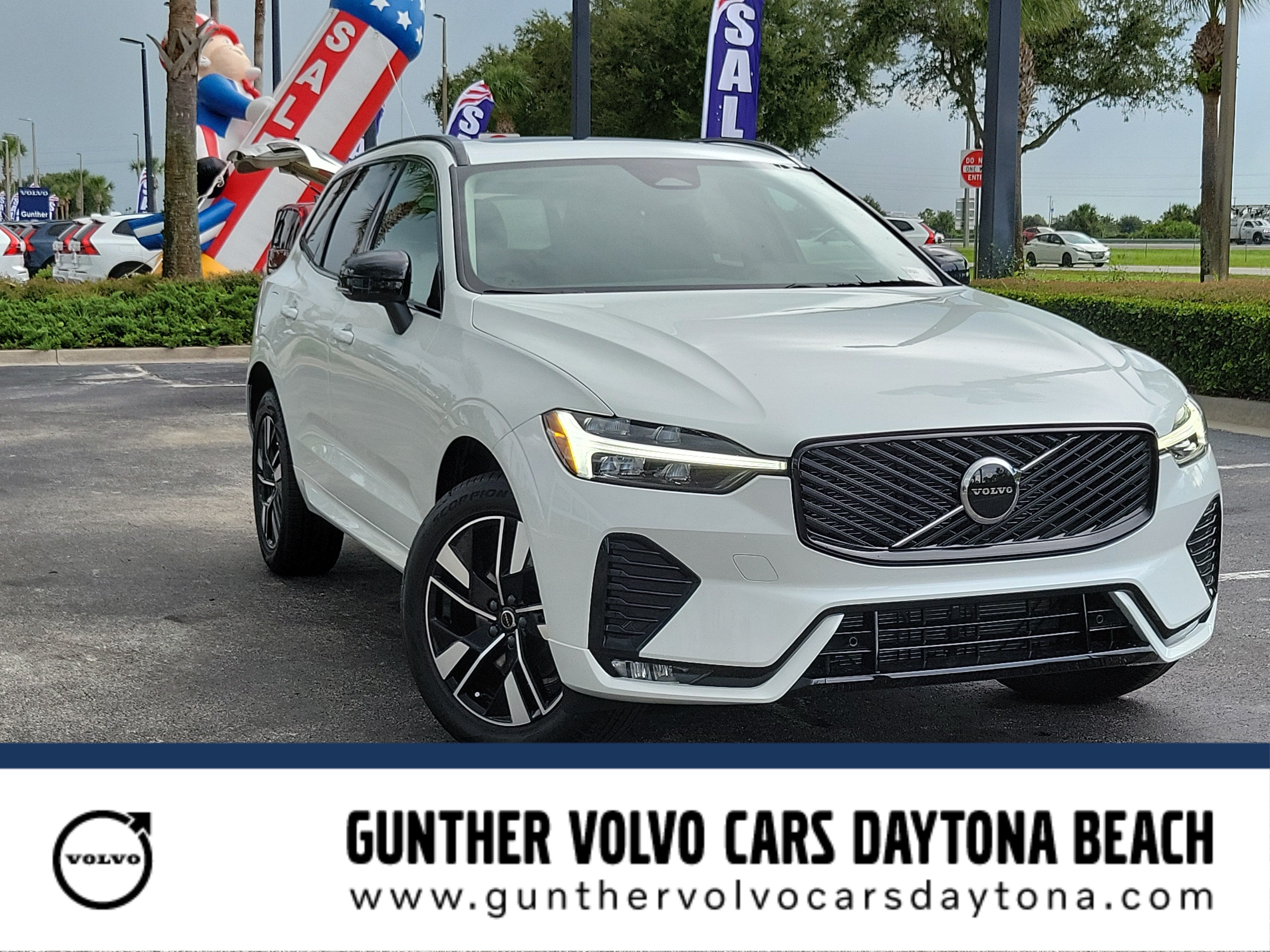 2027 Volvo XC60 Core
