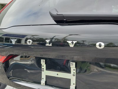 2027 Volvo XC60 Core