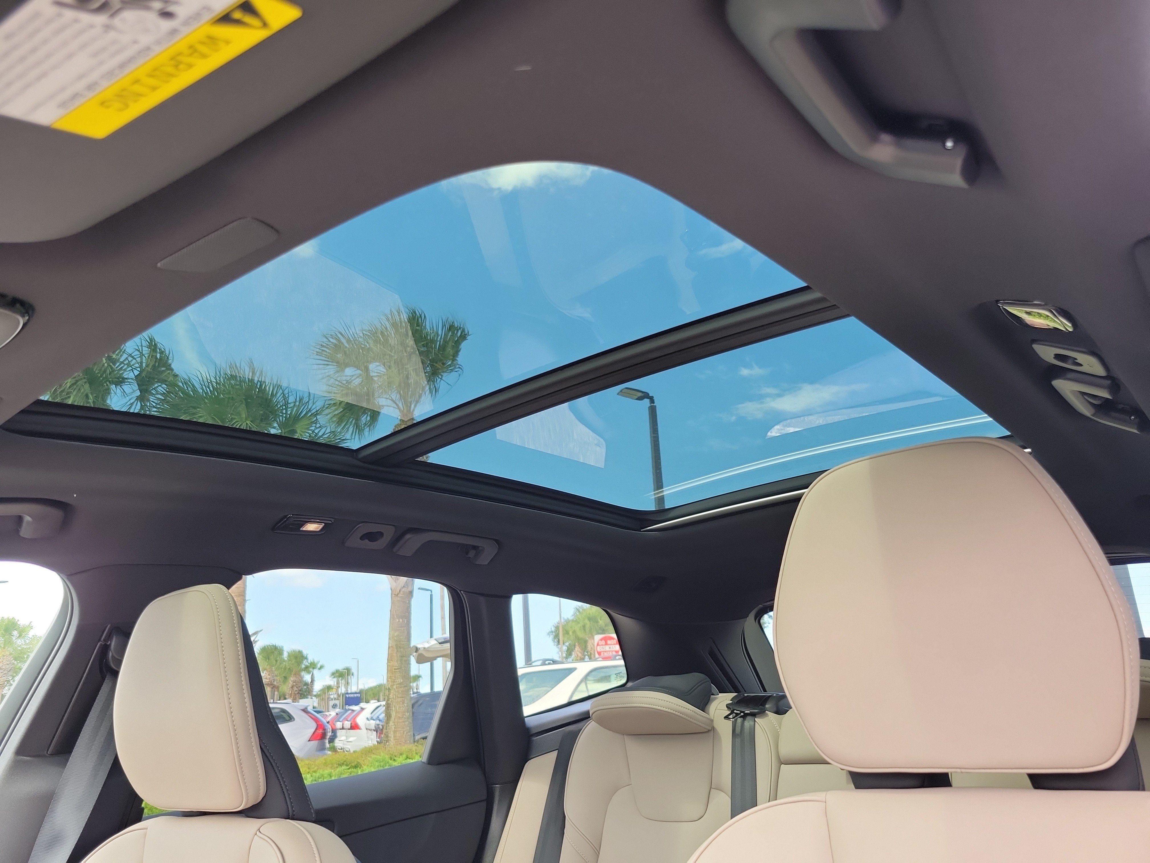 2027 Volvo XC60 Core