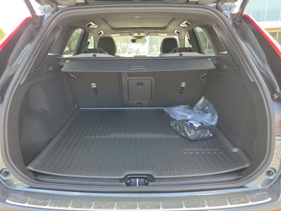 2027 Volvo XC60 Core