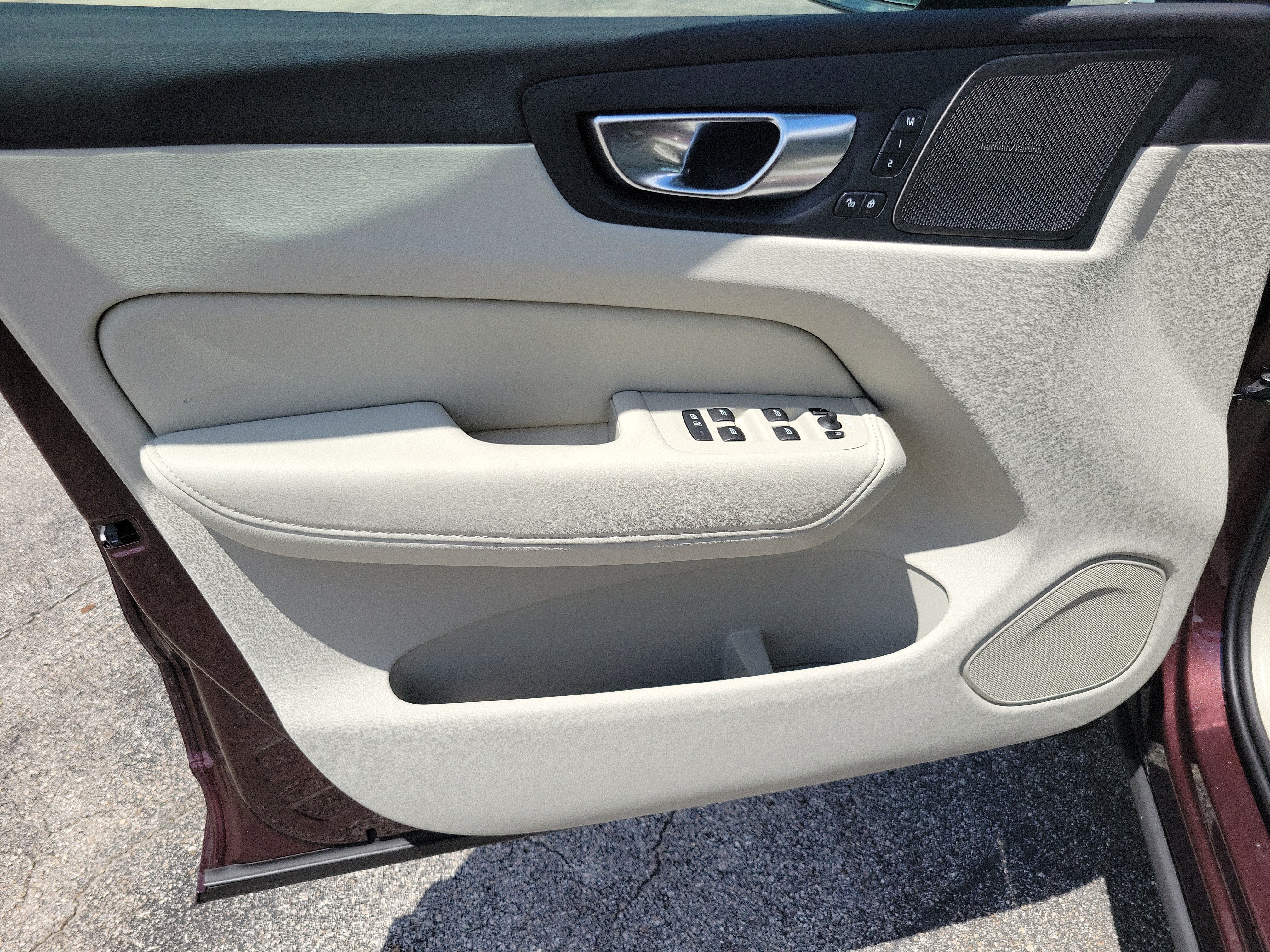 2027 Volvo XC60 Ultra