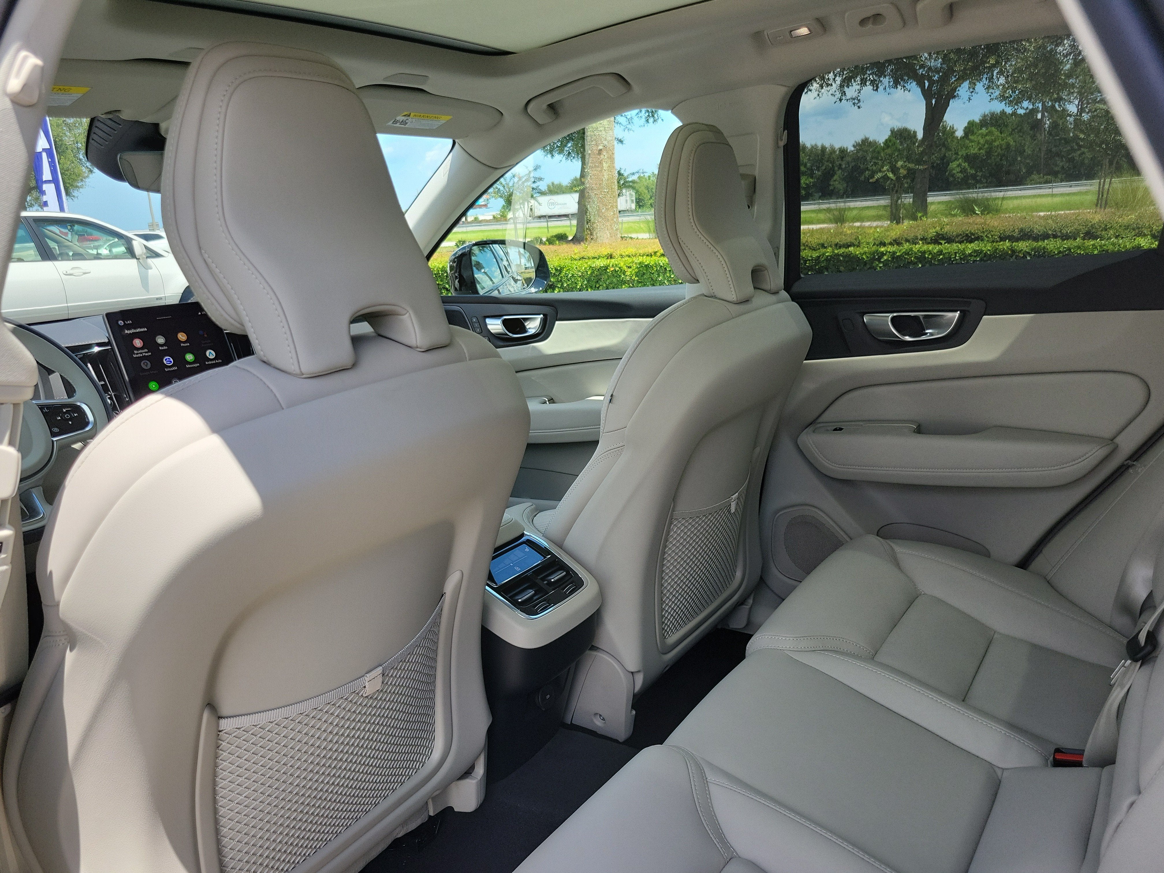 2027 Volvo XC60 Ultra