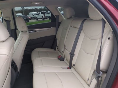 2022 Cadillac XT5 Premium Luxury