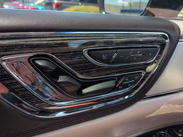 2019 Lincoln Continental Black Label