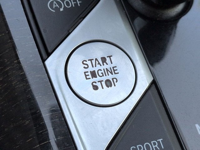 2021 BMW 3 Series 330i