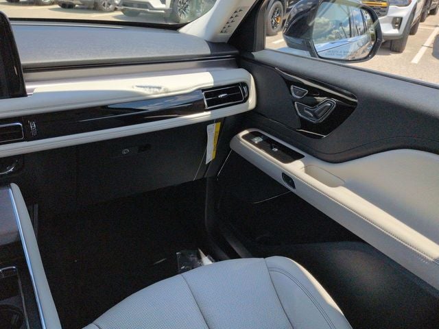 2027 Lincoln Aviator Premiere