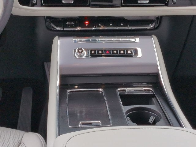 2027 Lincoln Aviator Premiere