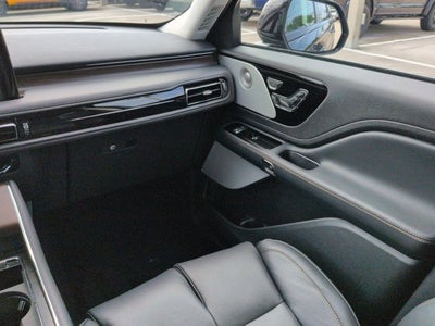 2027 Lincoln Aviator Reserve