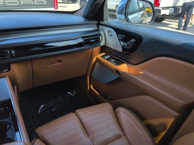2022 Lincoln Aviator Black Label