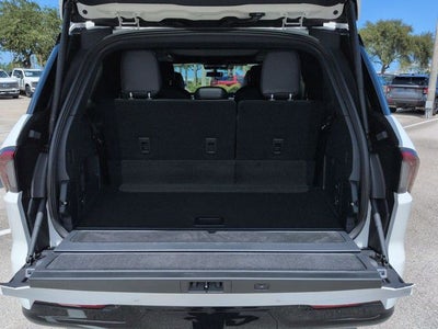 2027 Lincoln Navigator Reserve
