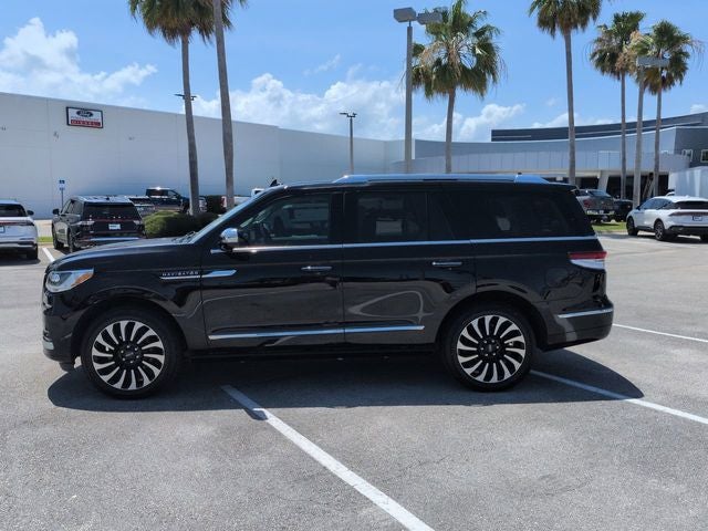 2023 Lincoln Navigator Black Label