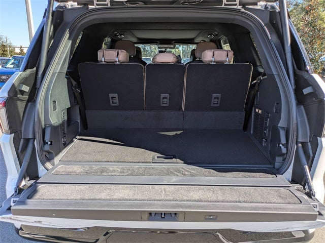 2025 Lincoln Navigator Black Label