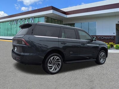 2026 Lincoln Navigator Premiere